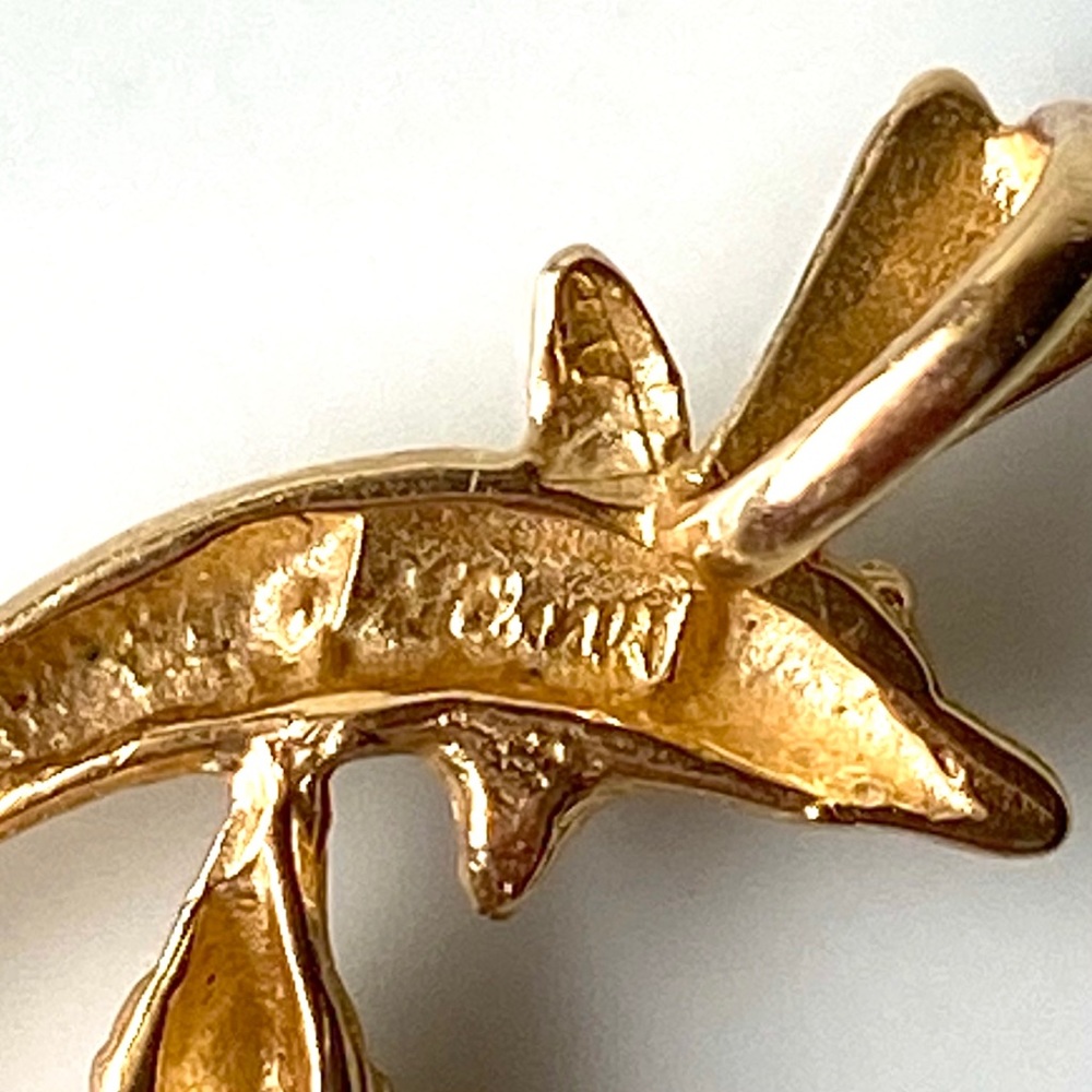 ⚡️Host Pick⚡️Vintage 14k Twin Dolphin Pendant - Picture 6 of 10